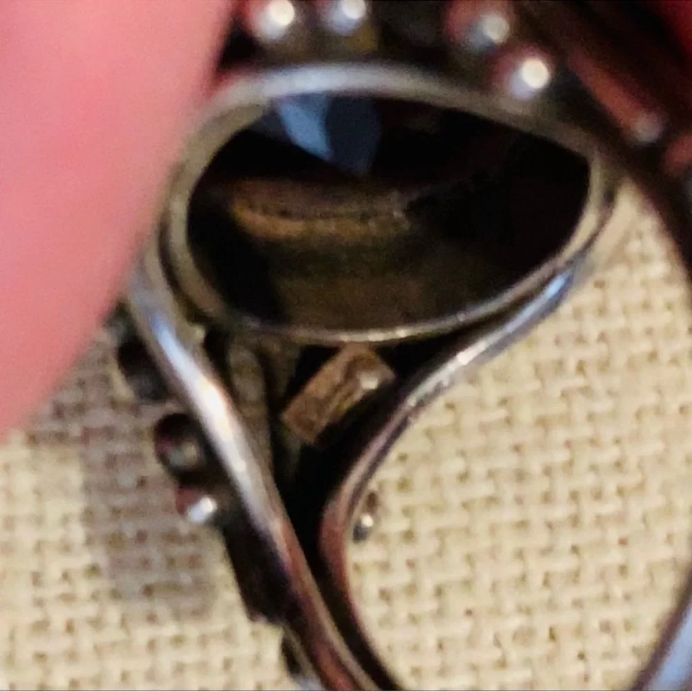 Lord & Taylor | Ring | Silver Garnet Oversized Ring